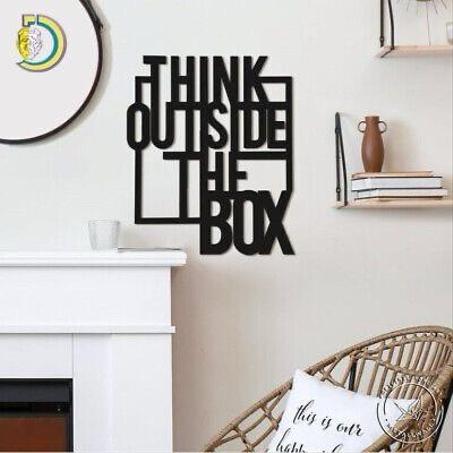 لوحة think outside the box