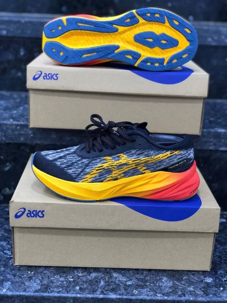 ASICS Novablast 3 Orange Black