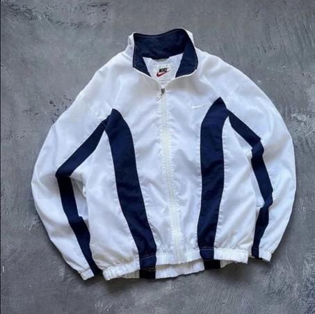 00S NIKE JACKET WHITE