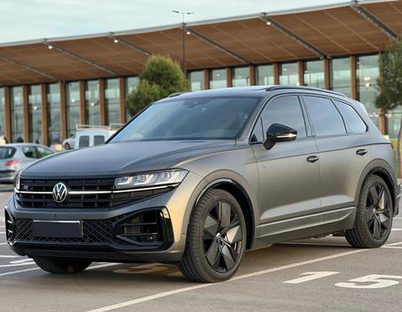 VOLKSWAGEN TOUAREG R-LINE