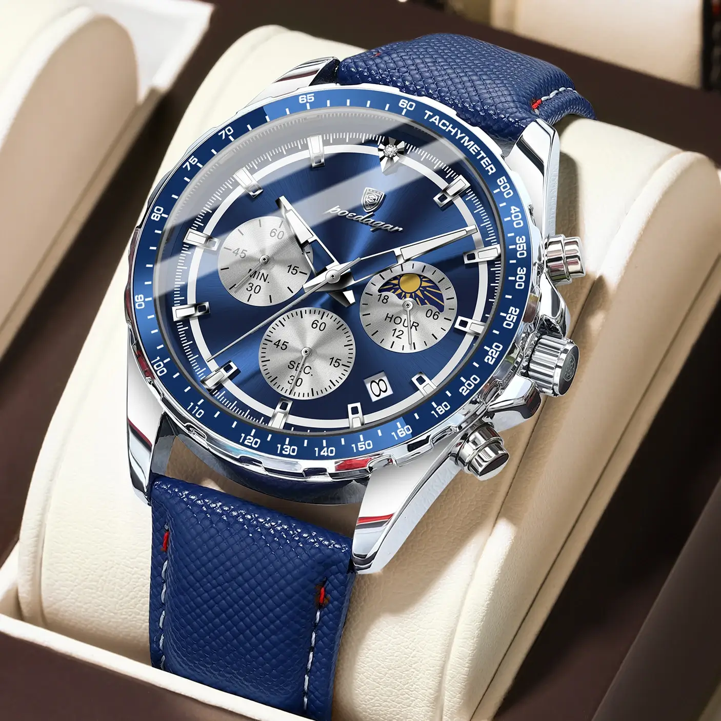 ساعة كلاسيكية فاخرة