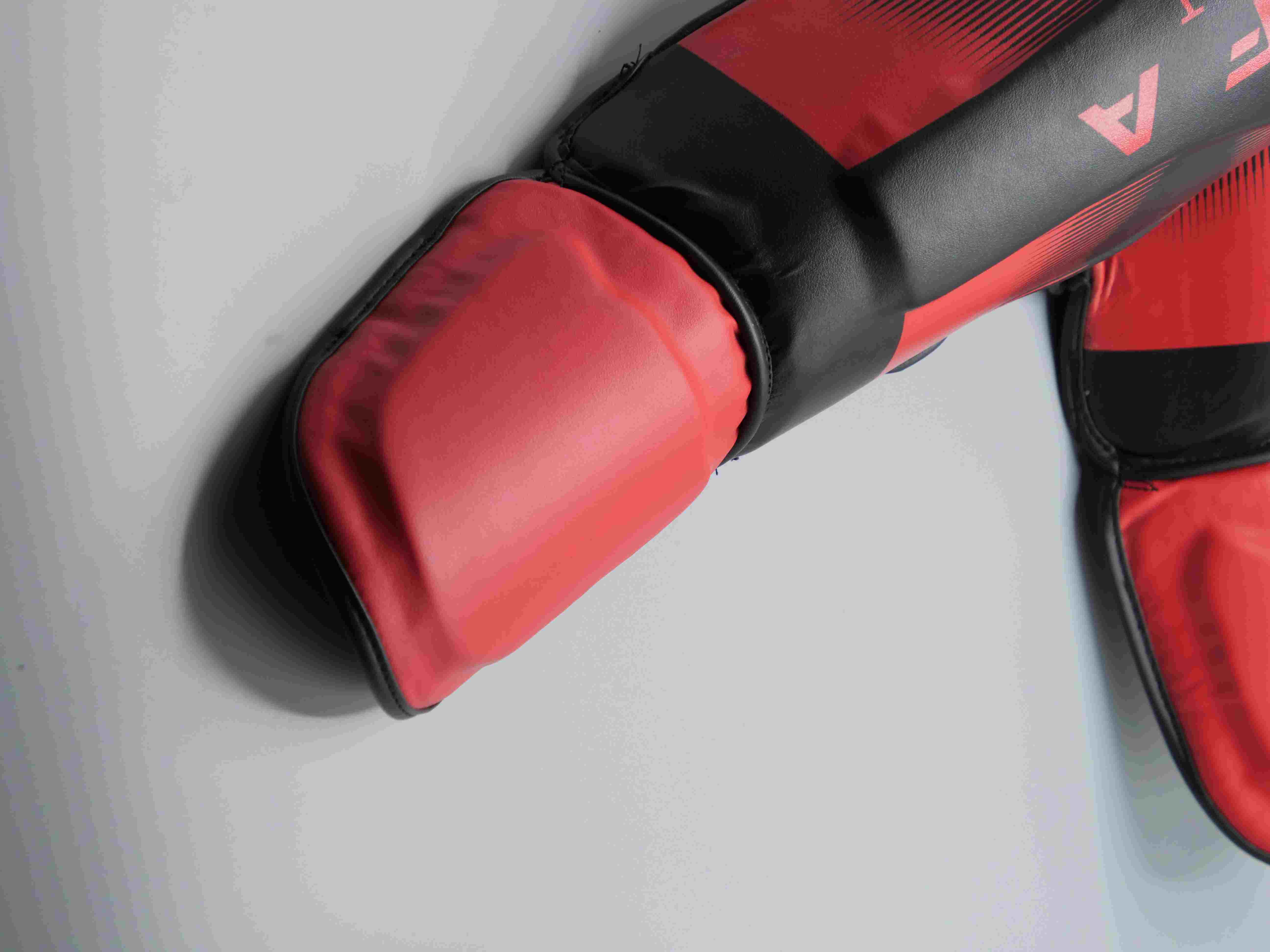 Protège Tibia Fafa Original Black/Red