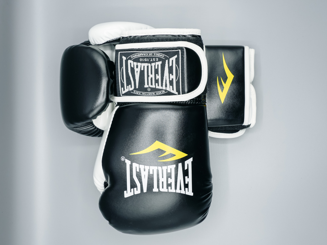 NEW Pack Everlast Noir : Gants Everlast + Bandes + Protège dents fafa Noir