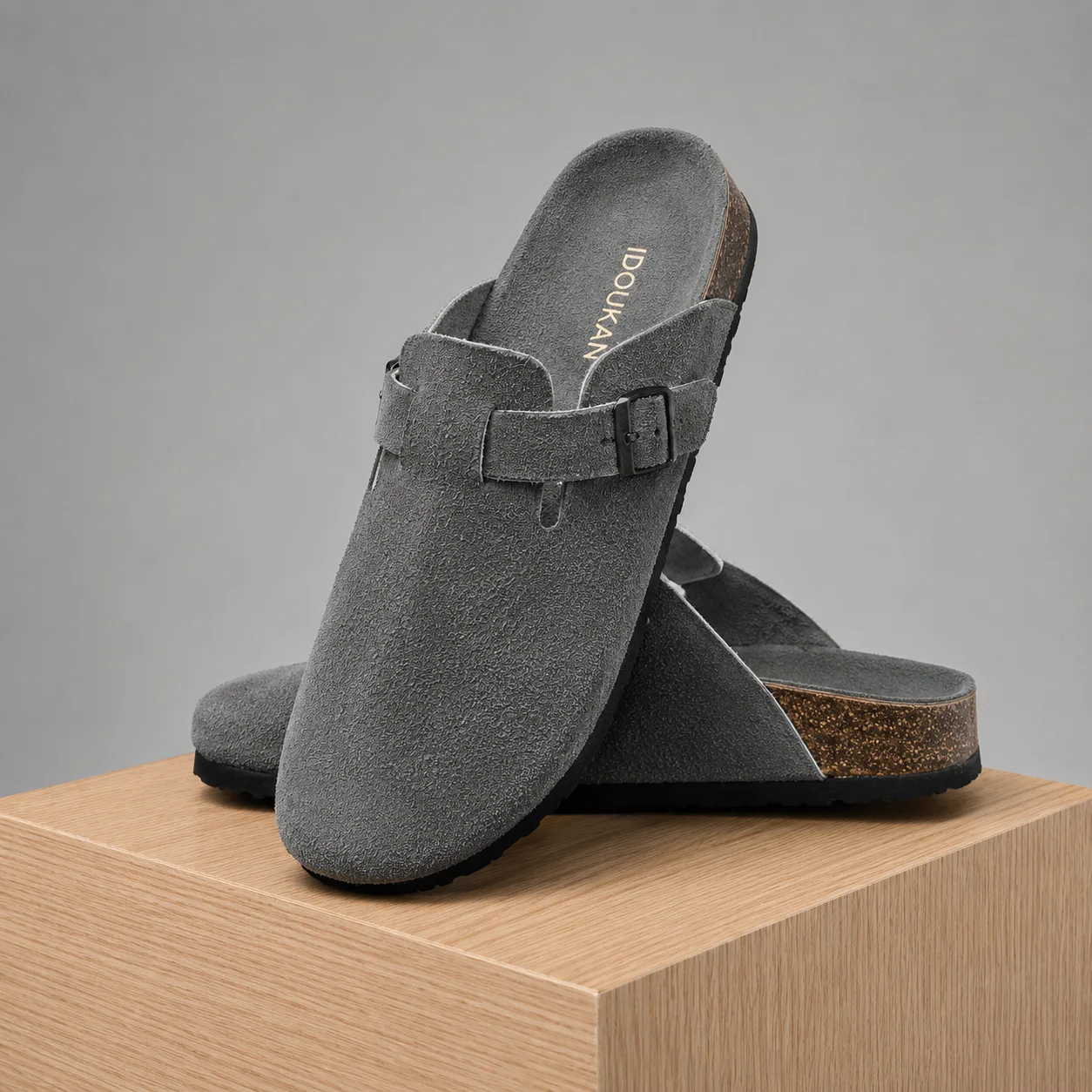 Sabots IDOUKAN en Daim Gris – Édition Premium