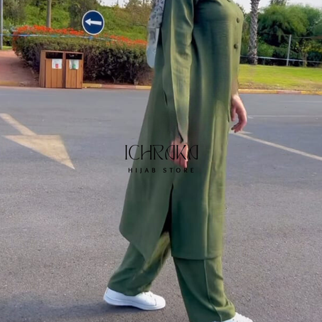 فستان  أروى الأخضر