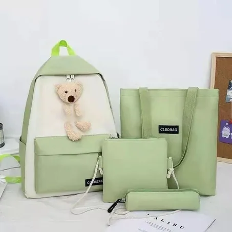 محفظة مدرسية