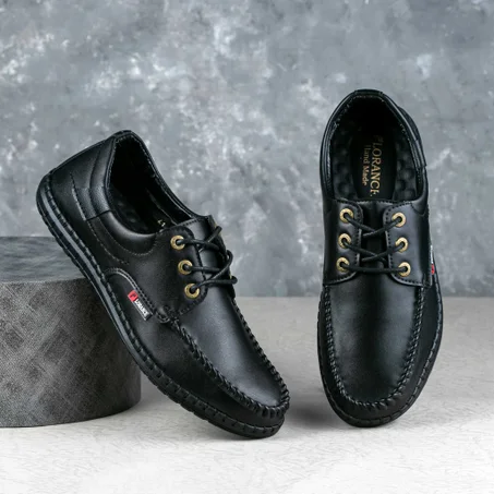 حذاء هاند ميد طبي