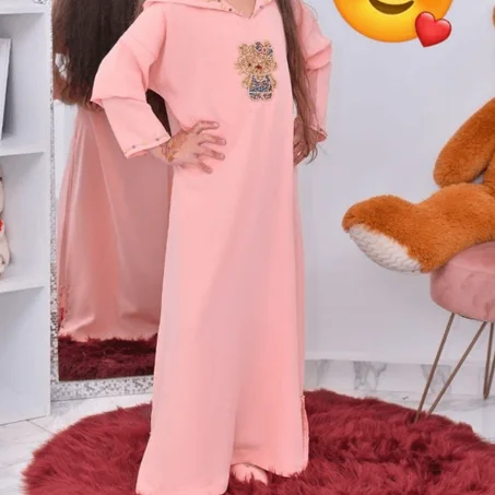 جلابة الأميرة الصغيرة مع بلغة بنفس اللون