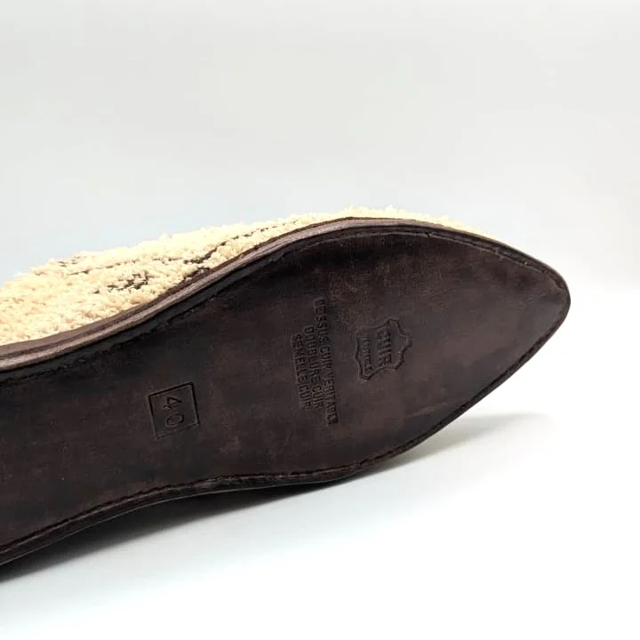 Moroccan Berber Balgha – Handcrafted Heritage Mule