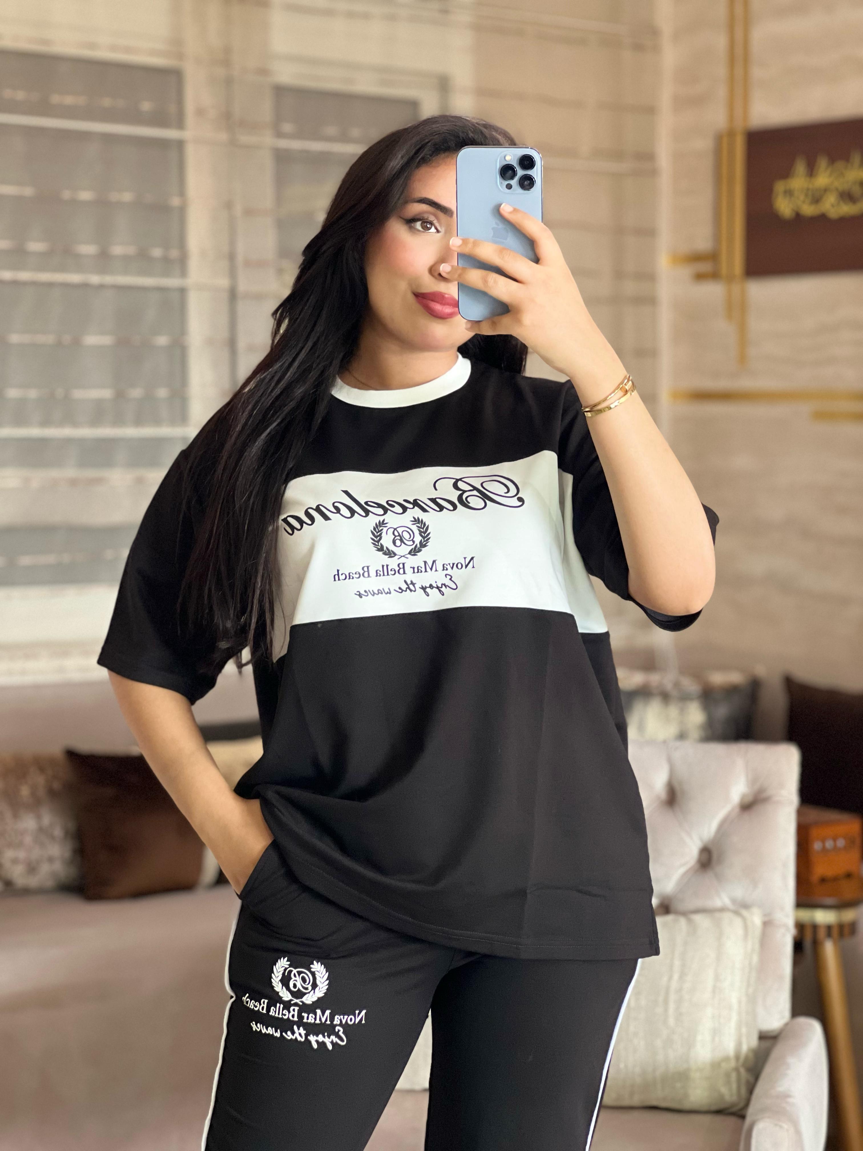 أسود