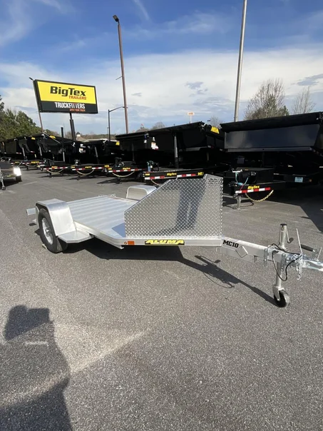 Aluma MC10 Aluma 10 Motorcycle SA RAMP Trailer, Bed Size - 51" x 125"