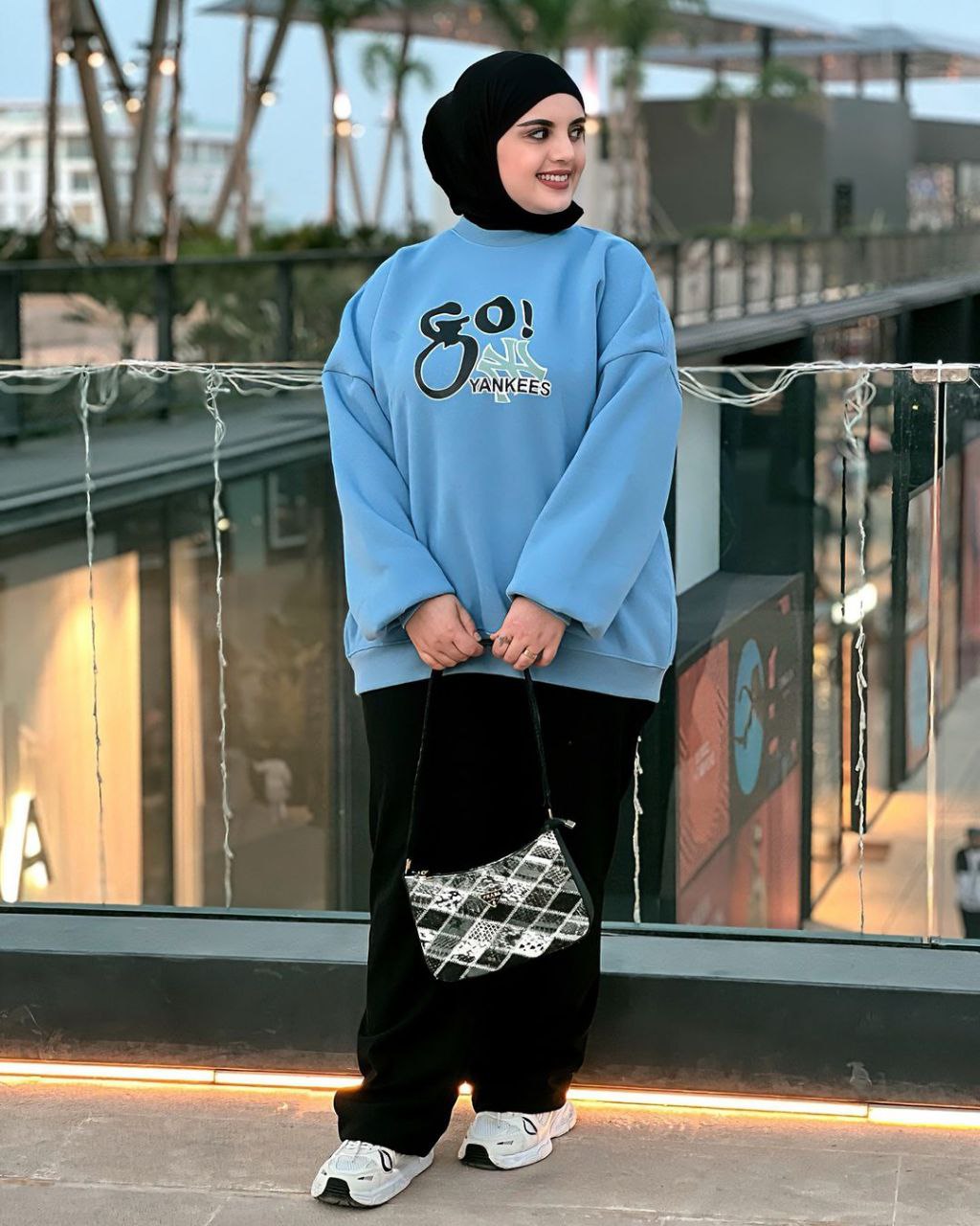 stores/a78a227f7f89f289fb9641eb9ca30452/products/pCyK1E5Oyq9stqP5h6NulOI6zLaRD8xX9nAbeBai.jpg