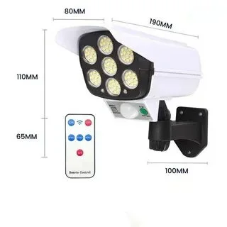 ضوء على شكل كاميرا يعمل بالطاقة الشمسية