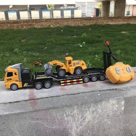 شاحنة نقل آليات البناء بالتحكم عن بُعد