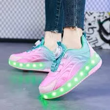 عجلتين للأطفال مصباح ليد الأسطوانة أحذية تزلج للأطفال بنين بنات متوهجة الرياضة مضيئة أحذية رياضية سكيت USB شحن