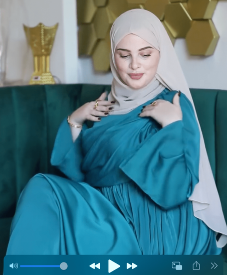 🕊️  فستان طويل فاخر