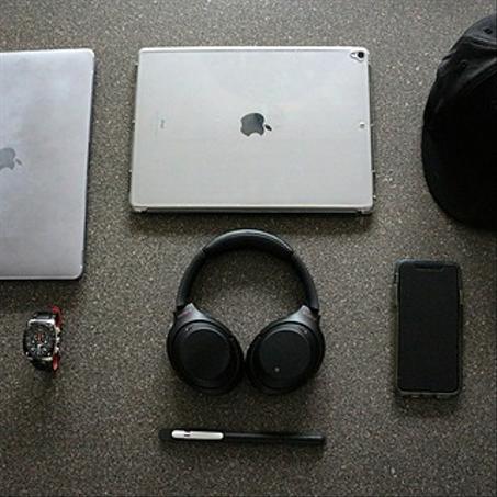 الصوتيات والإكسسوارات