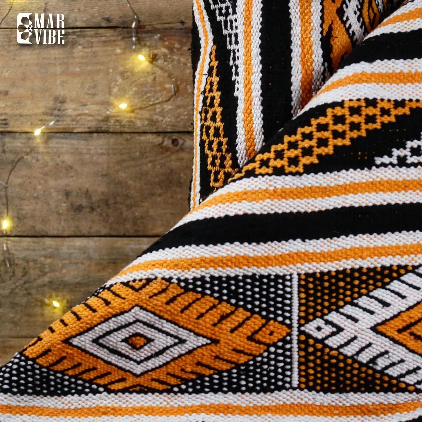 زربية مغربية مصنوعة يدويا من الصوف الأصلي