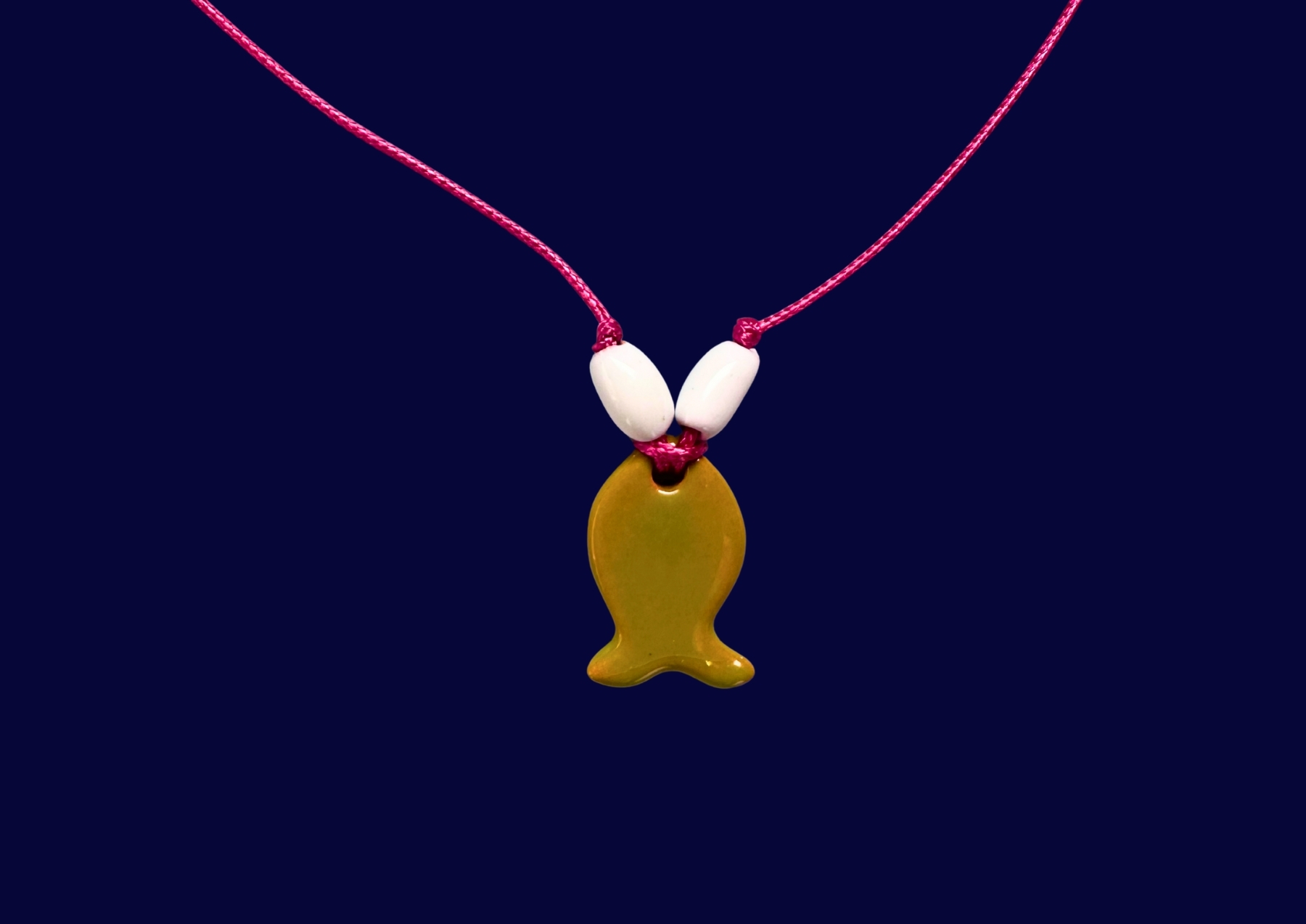 Collier poisson vert en céramique