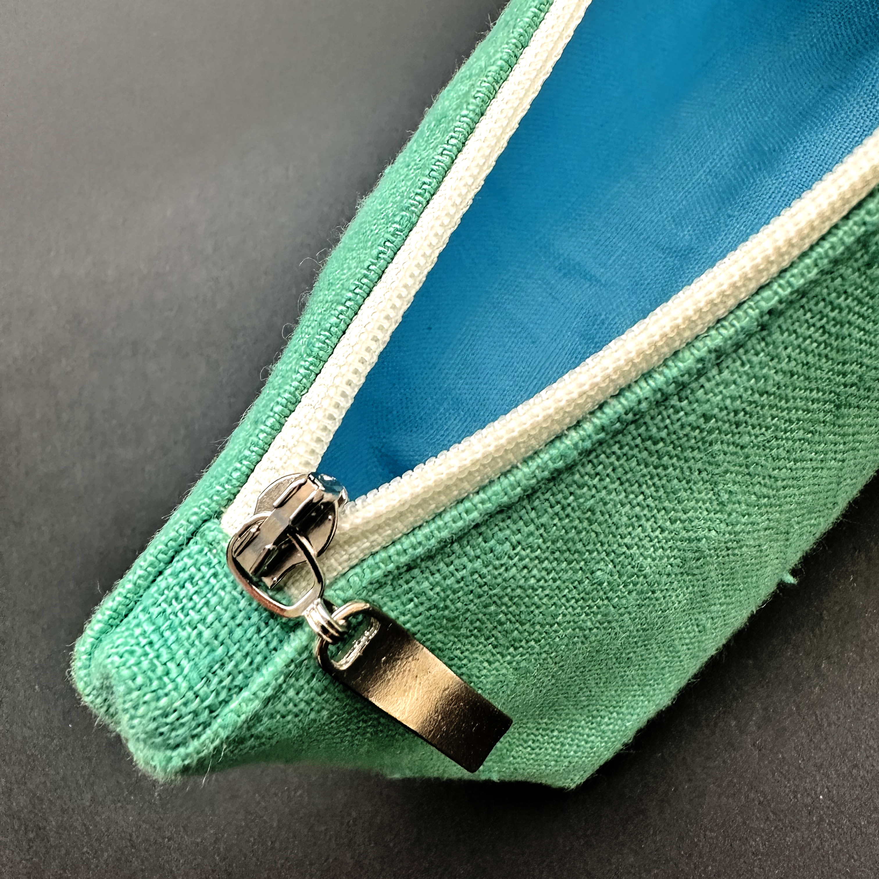 Trousse zippé en tissu