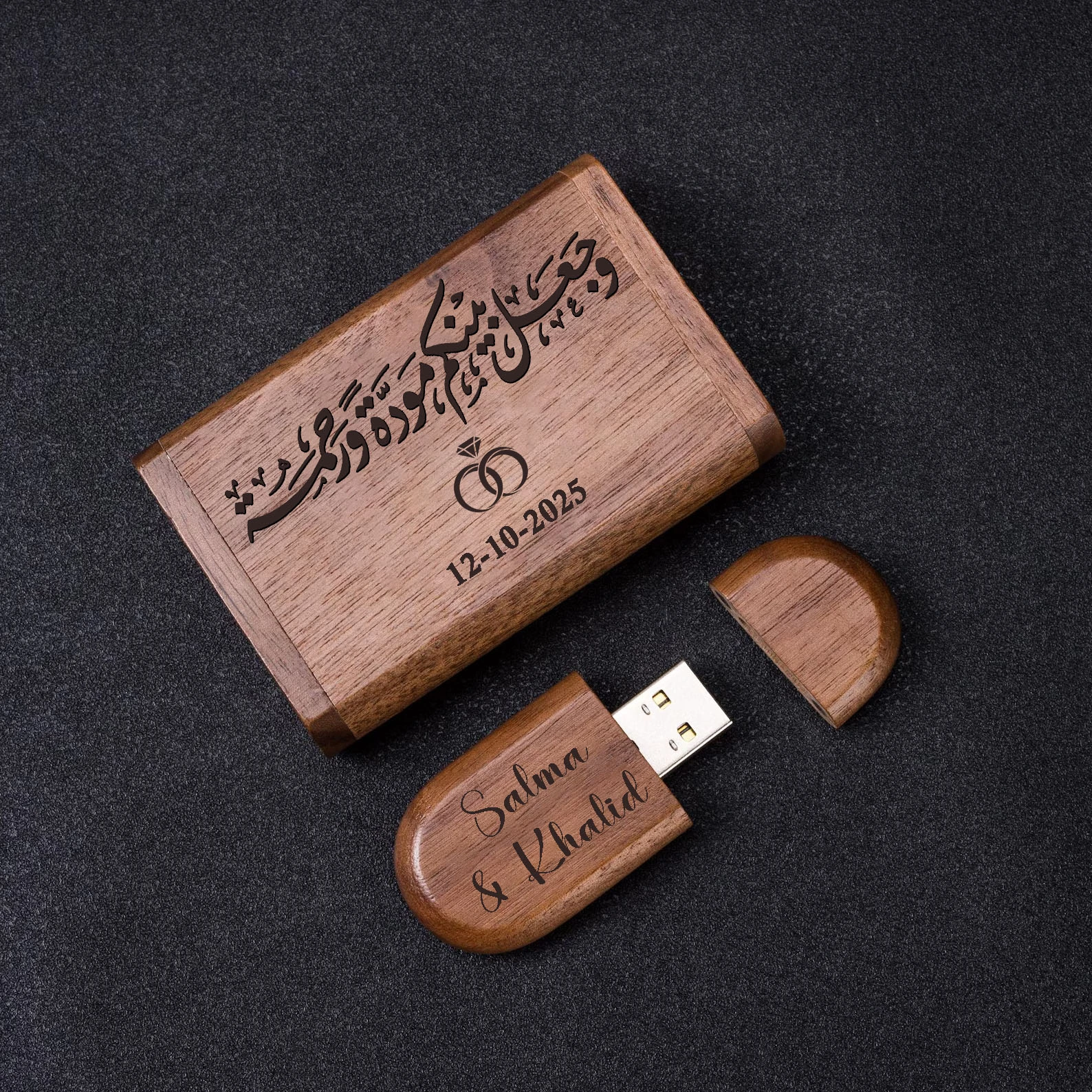 Coffret et Clé Usb "64 Go" bois de Noyer personnalisable
