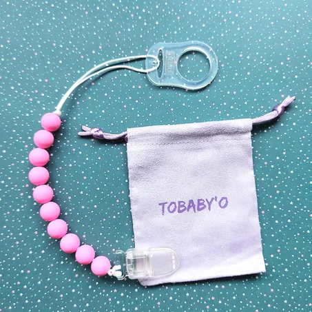 Attache Tétine en Silicone Rose dragée