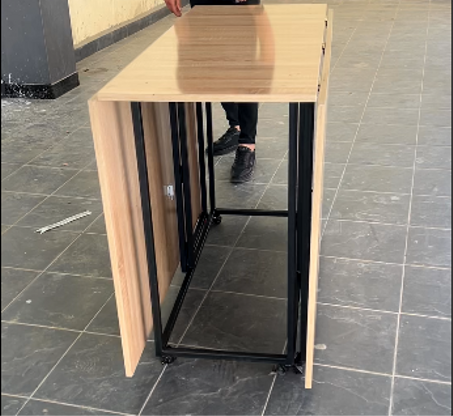 طاولة الخياطة القابلة للطي