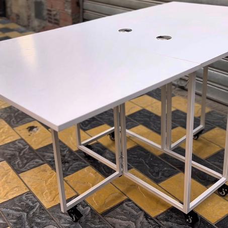 طاولة فخمة قابلة للطي