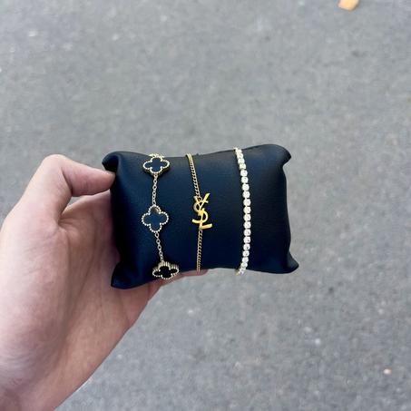 Pack Bracelets + Vancleef + Revere