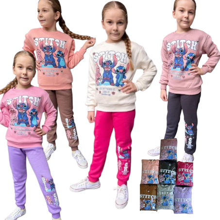 طقم رياضي بناتي بأكمام طويلة  لأن النشاط يحتاج إلى ملابس مريحة  اختاري لطفلتك طقمنا الرياضي المميز راحة طفلتك تبدأ من اختيارك لبجامة تجمع بين الجودة والنعومة