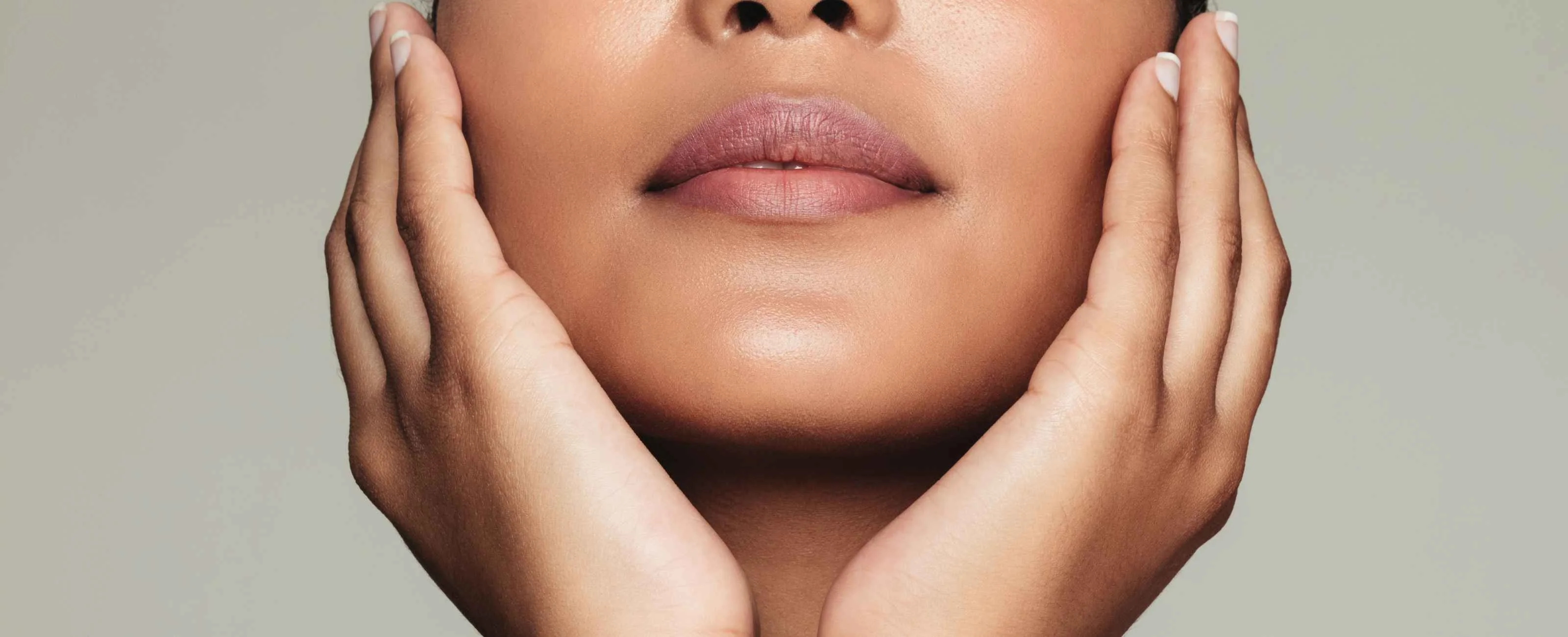 العناية بالبشرة