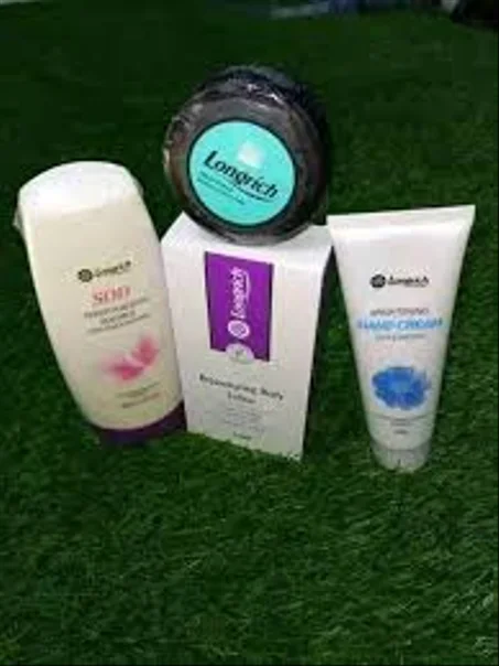 KIT SAVON NOIR-LAIT SOD-CREME DE MAIN POUR UNE PEAU SANS TACHES