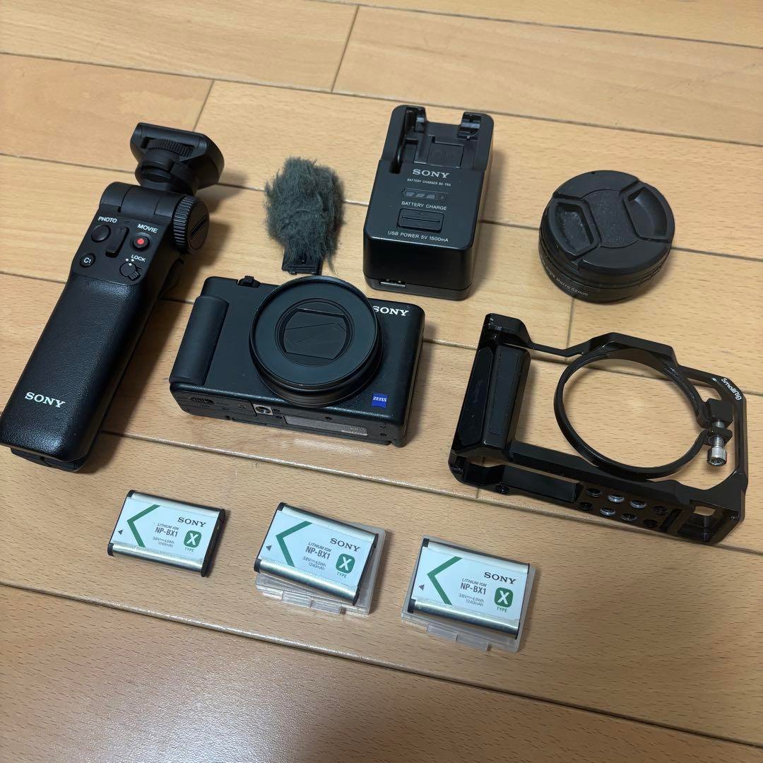 [Many Accessories Included] Sony ZV-1 Compact Digital Camera Set Black