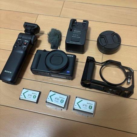 [Many Accessories Included] Sony ZV-1 Compact Digital Camera Set Black