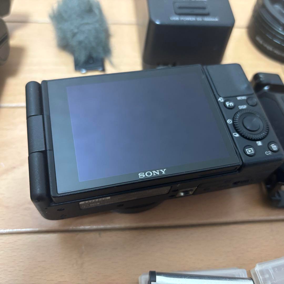 [Many Accessories Included] Sony ZV-1 Compact Digital Camera Set Black