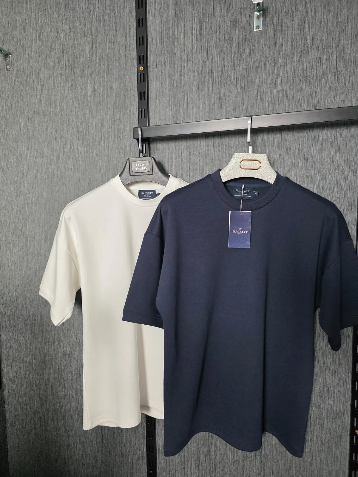Pack de 2 T-shirts Oversize – Bleu Marine & Blanc Cassé