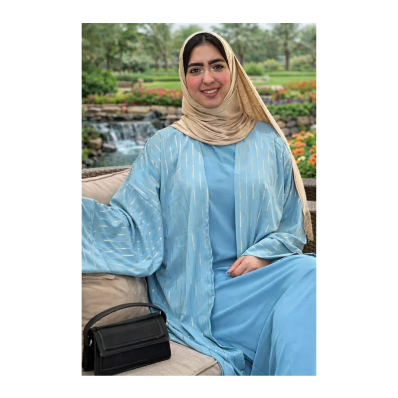 عباية أنيقة 2 قطع - فخامة عصرية بلمسة ذهبية