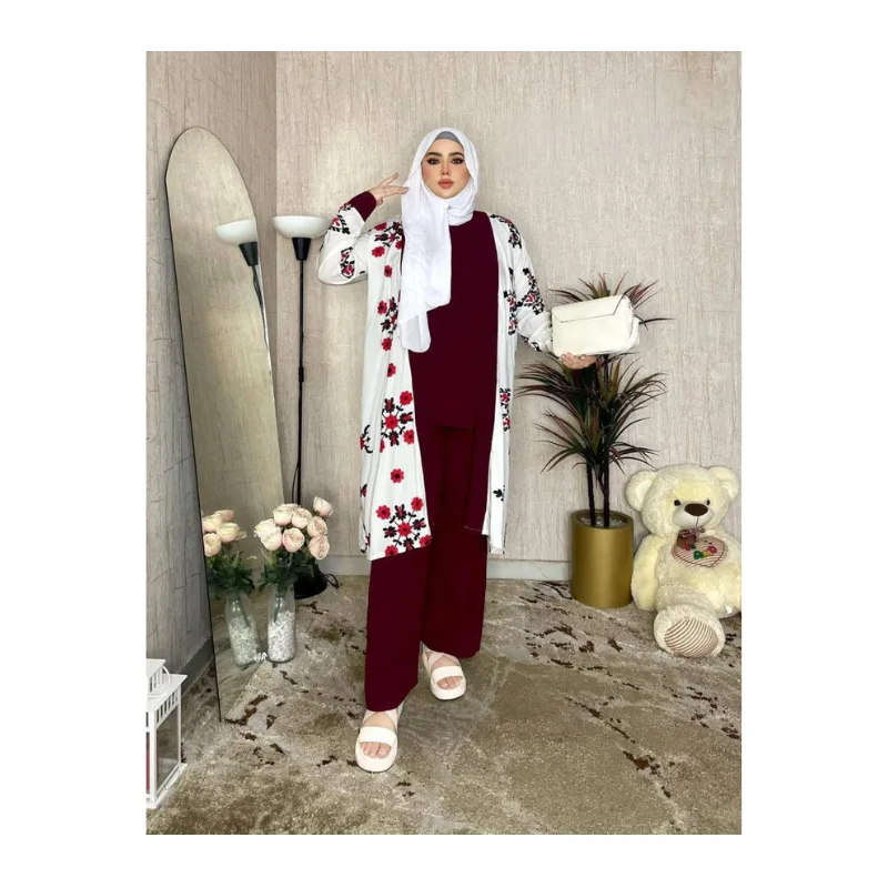 طقم نسائي 3 قطع أنيق وعصري - جودة عالية