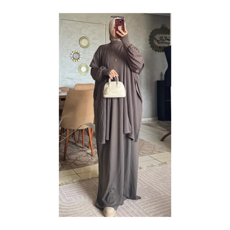 عباية صوفا كاب - أناقة عصرية بالقب وراحة تامة