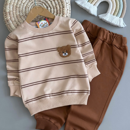 لبسة "الدبدوب" المخططة (سويت شيرت + سروال)