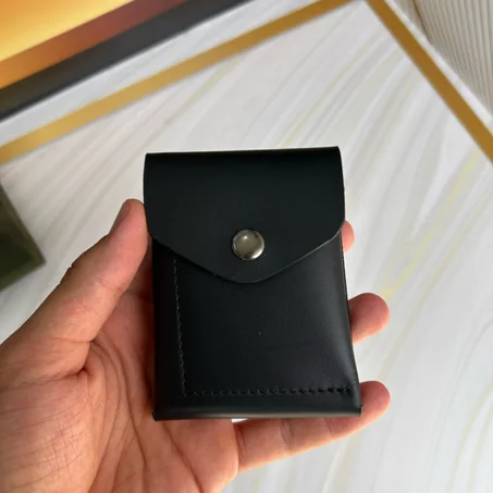 Portefeuille Élégant en Cuir Artisan Marocain