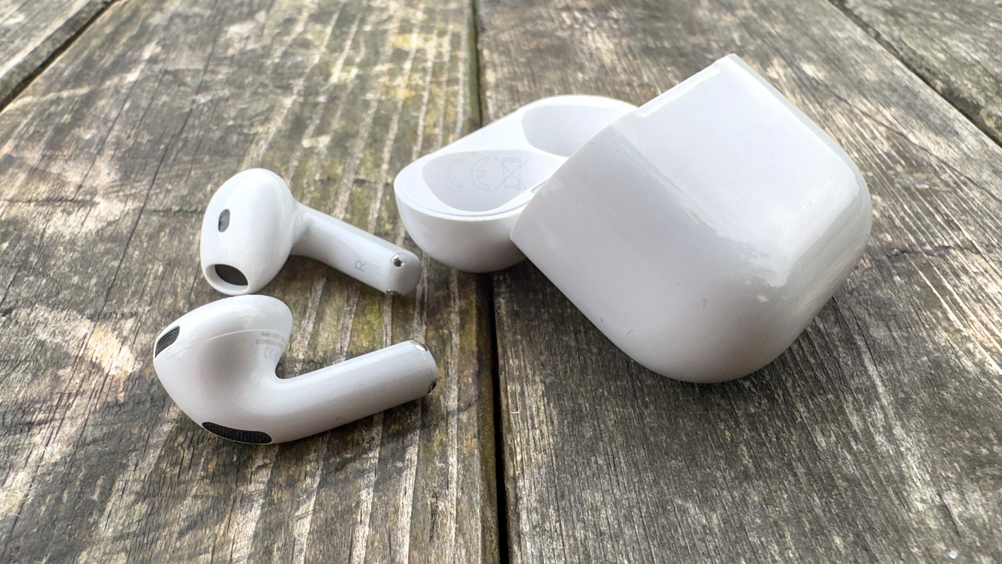 airpods 4 + pochette gratuite