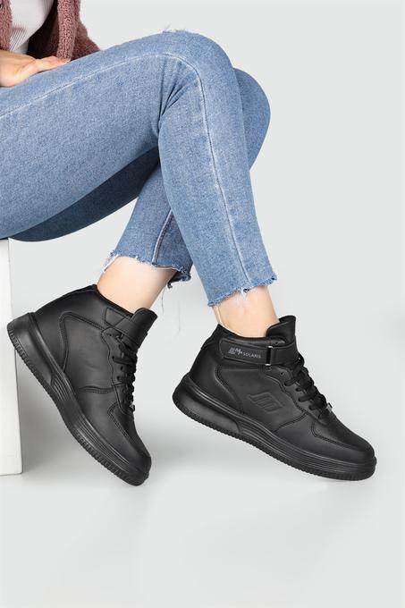 الحذائي الرياضي الحصري 2023