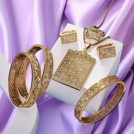 طقم الغرناطي