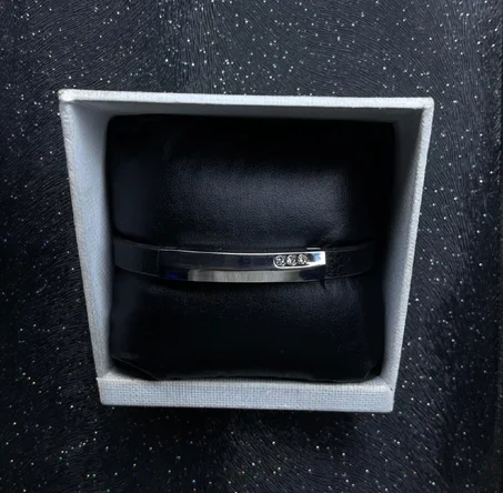 SIMPLE BRACELET BLACK & GRAY EDITION