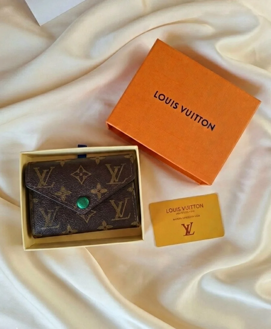 PORTE MONNAIE FEMMES LV