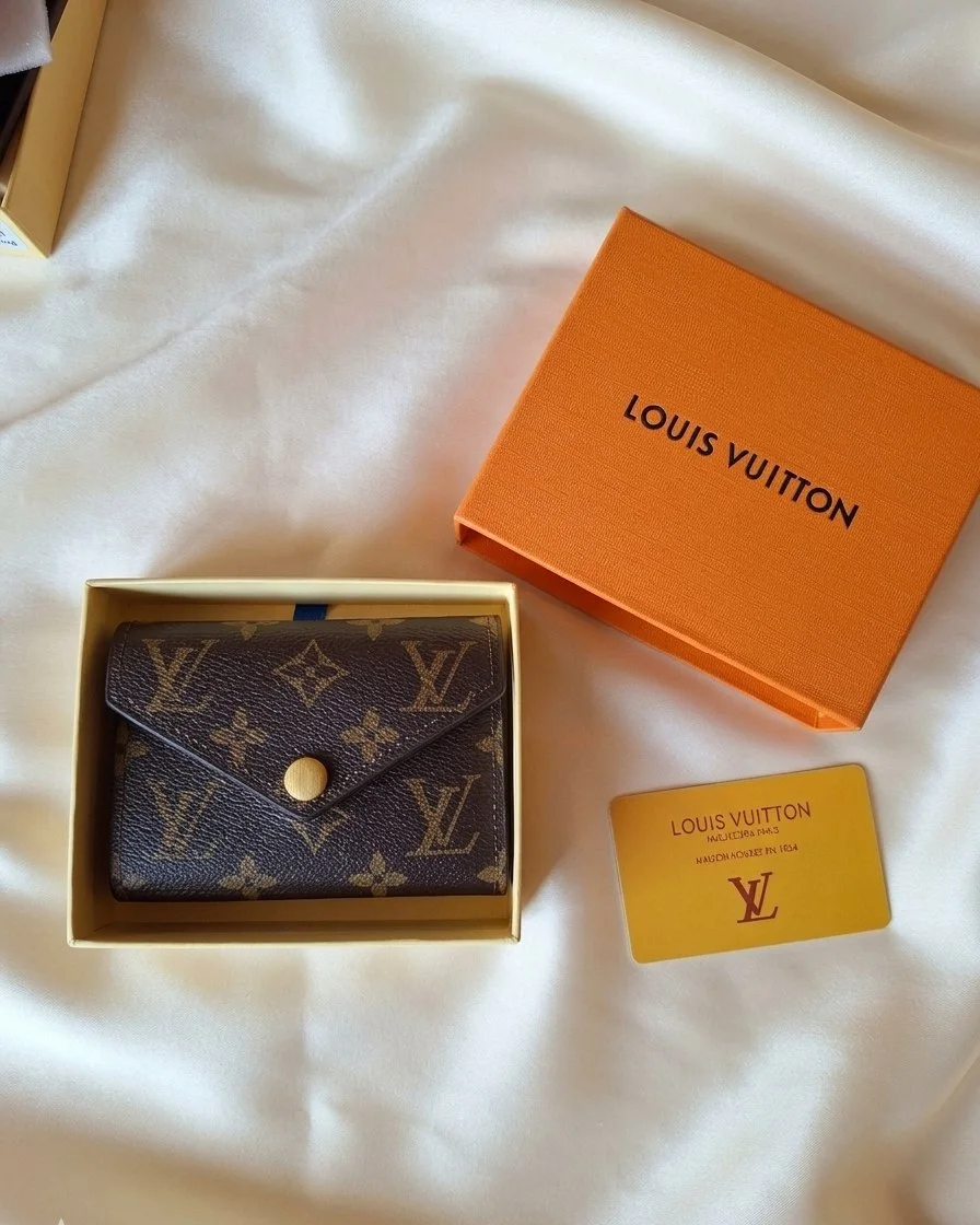 PORTE MONNAIE FEMMES LV