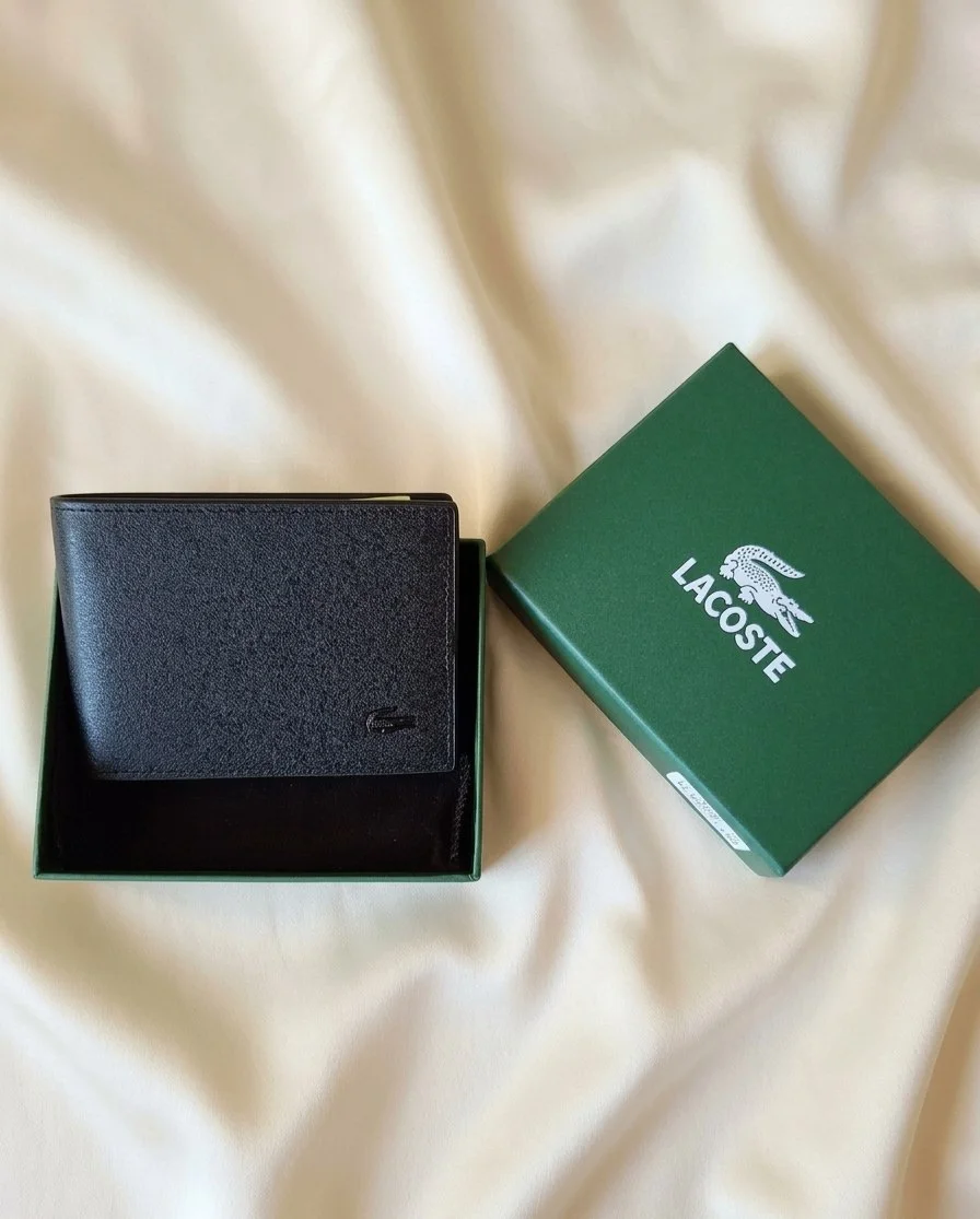 Portefeuille Lacoste Élégant en Cuir Noir – Collection Classique avec Coffret