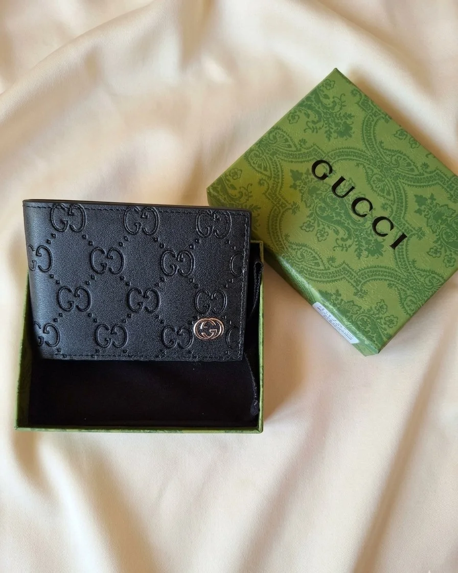 Portefeuille Gucci Luxe en Cuir Noir – Design Monogramme avec Coffret