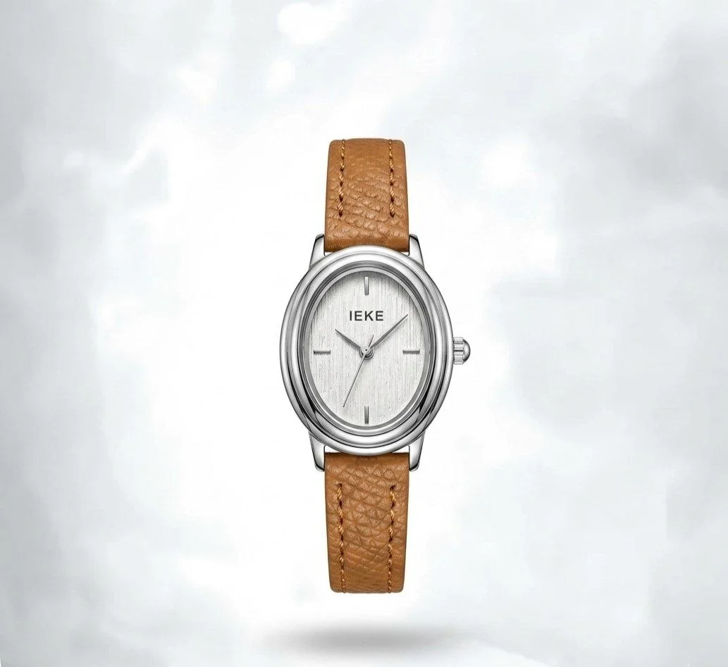 Montre Femme IEKE – Design Ovale & Cuir Camel